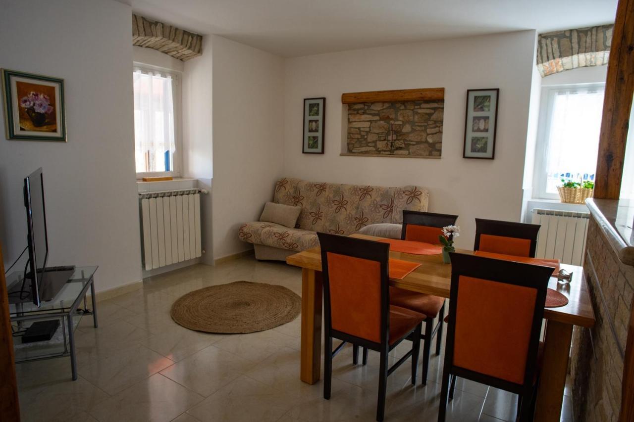 Olive Tree Apartments Umag Exterior foto